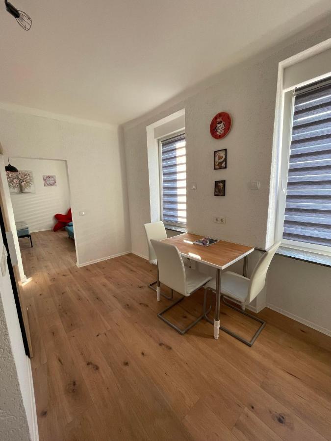 Apartment Mirabelle 2 Путтлинген Экстерьер фото